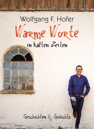 "Warme Worte in kalten Zeiten" ist mein 9. Buch und beinhaltet neue Geschichten & Lyrik. Die Texte wollen der kühlen Zeit entgegenwirken und sollen die Herzen erwärmen. Wundervolle Fotografien von Susanne E. Hofer auf Graspapier-Optik ergänzen den Band.